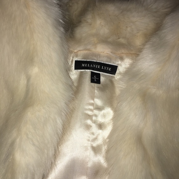 Faux Fur Stole - Picture 6 of 6